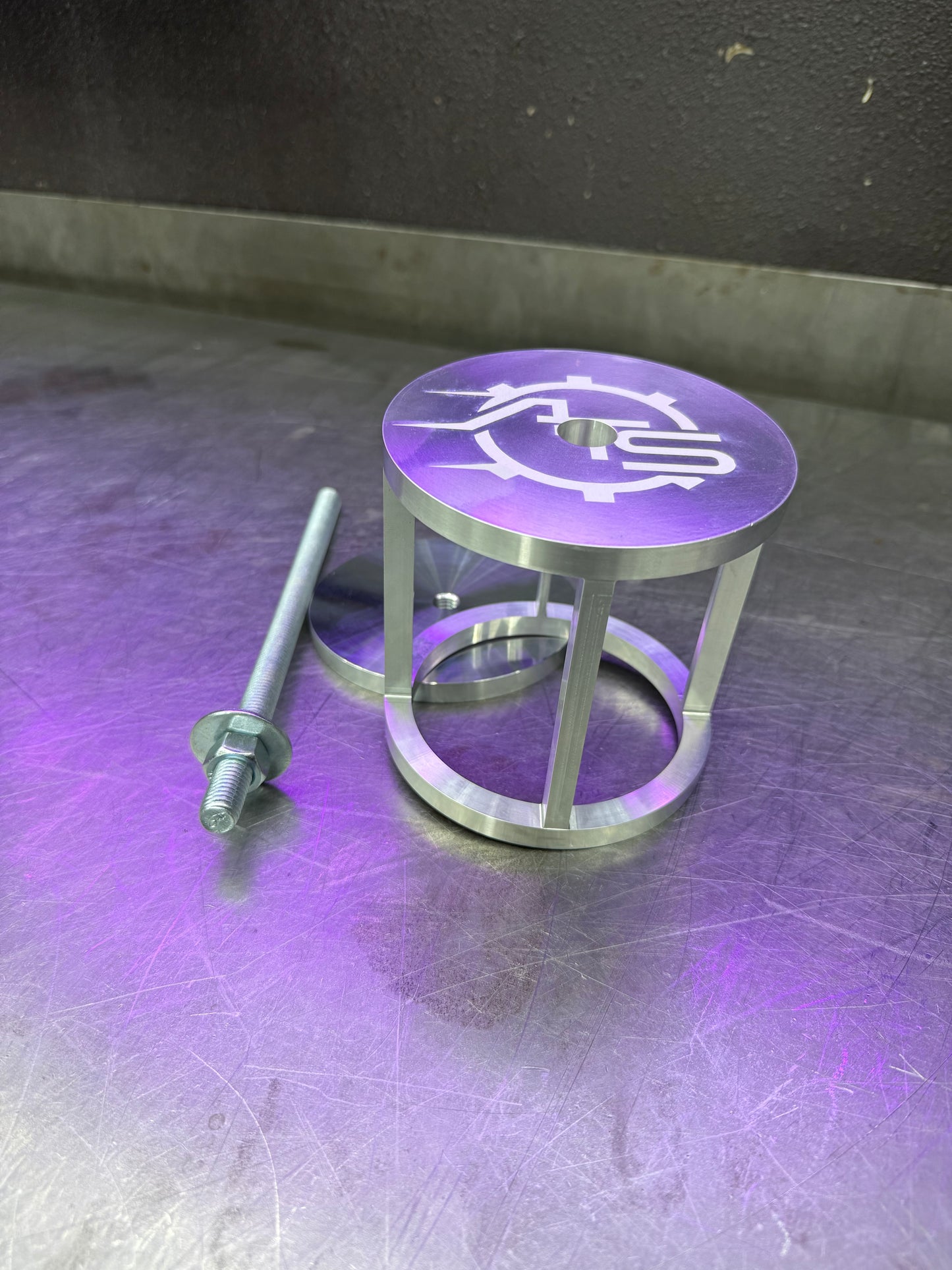 ATS C/E hub piston compressor tool for ZF8HP transmission assembly and rebuild applications